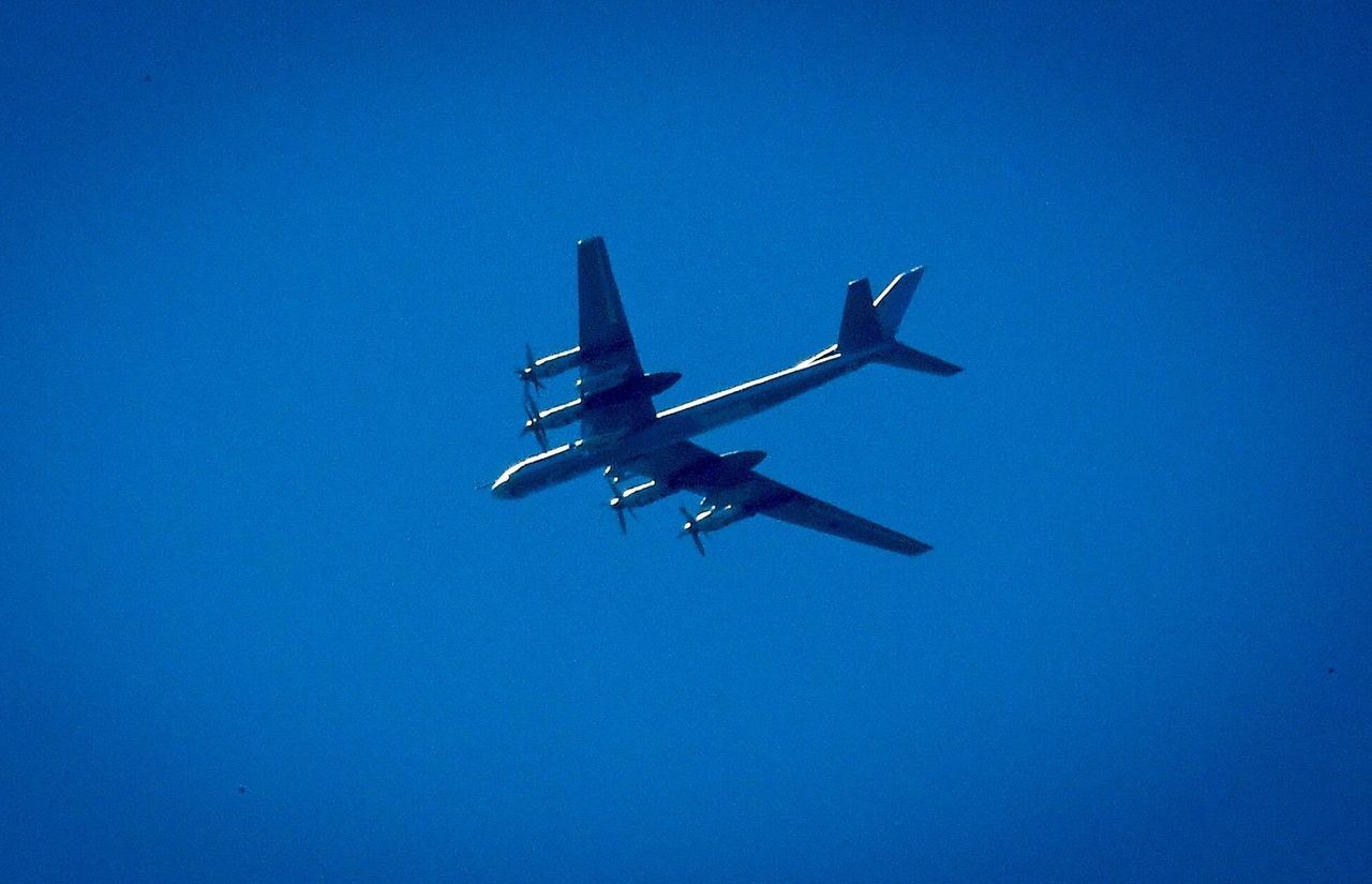 Rosyjski bombowiec Tu-95 zdolny do przenoszenia pocisków Kh-101.