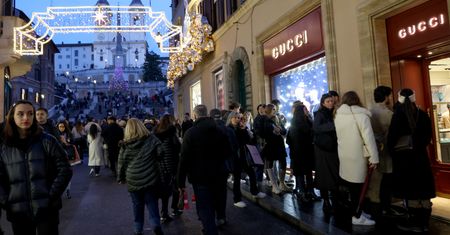 Wraca z podwójną siłą. Liczba chorych "galopuje"