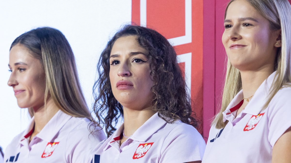 Natalia Kaczmarek, Ewa Swoboda, Pia Skrzyszowska during ceremony of Polish Olympic Team oath ahead of Paris 2024 Games in Warsaw, Poland on July 18, 2024. (Photo by Foto Olimpik/NurPhoto via Getty Images)