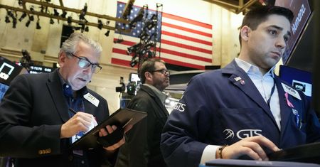 Rekordowa sesja na Wall Street. Nasdaq przekroczył 17.000 punktów