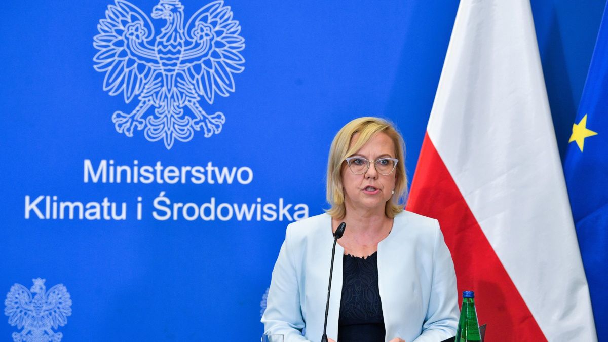 Mimo świadomości, że doszło do skażenia Odry, Anna Moskwa nie zamierzała przerywać urlopu