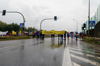 Białystok: Maszyniści blokują drogę krajową S8 i tak będzie do środy