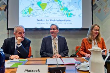 Podróże do Moskwy. Były szef SPD latał na spotkania z Rosjanami