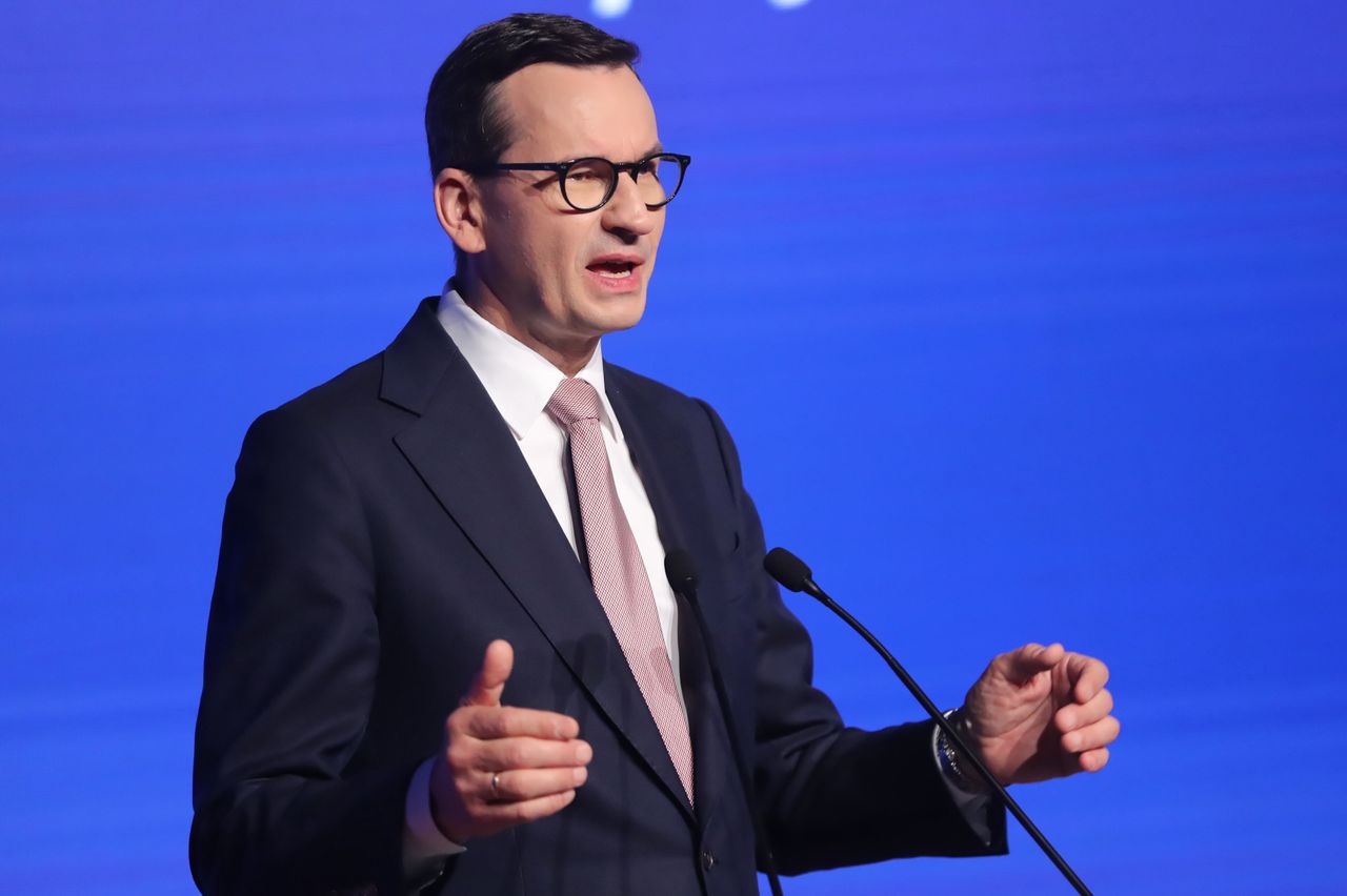 Premier zdradza, na co przeznaczy zyski z obligacji