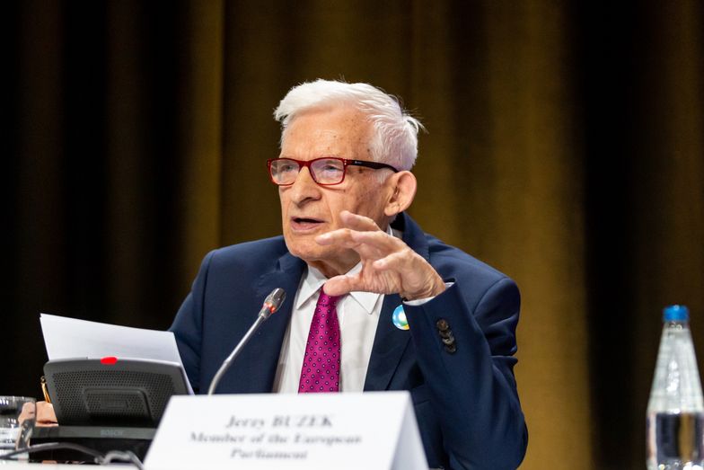 Węgiel koksowy wyłączony z podatku solidarnościowego? Jerzy Buzek interweniuje w Brukseli