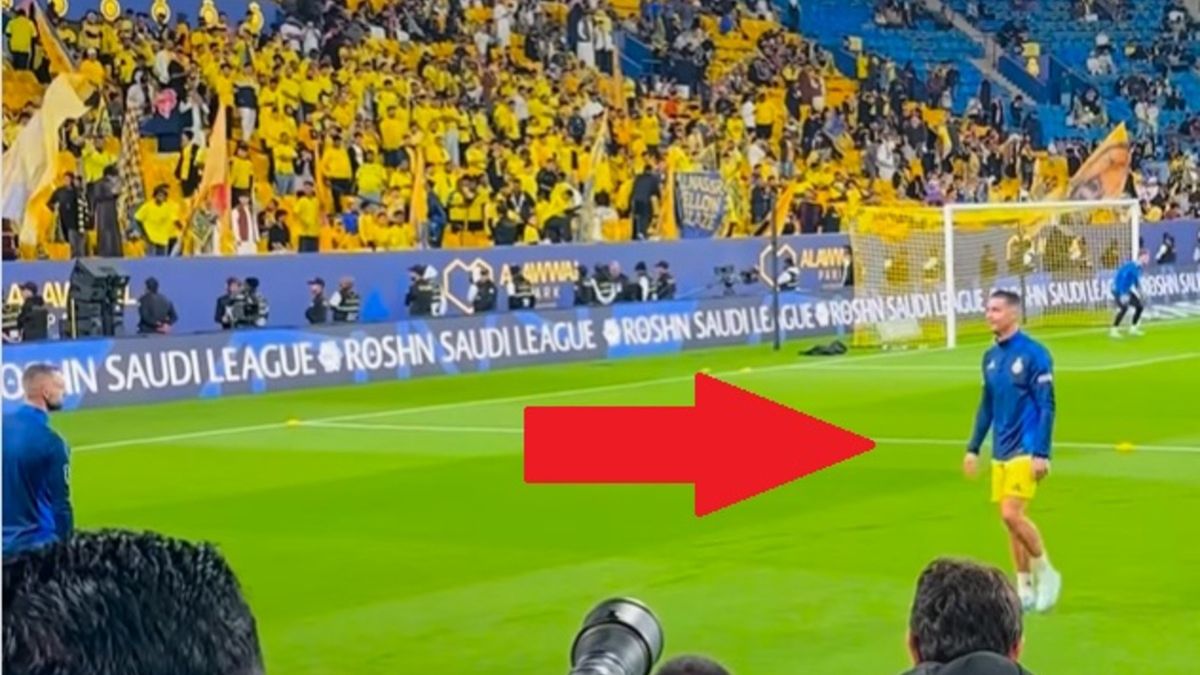 Cristiano Ronaldo na rozgrzewce przed meczem Al-Nassr