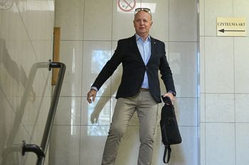 Ruszył proces ws. granatnika. Gen. Szymczyk na ławie oskarżonych