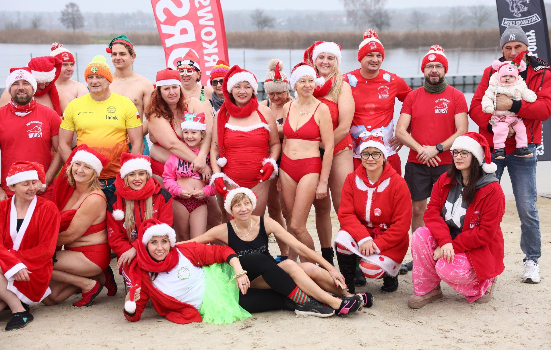 Morsowanie i Mikołajkowy Kiermasz Ciast dla Filipa Grzybowskiego w Piotrkowie