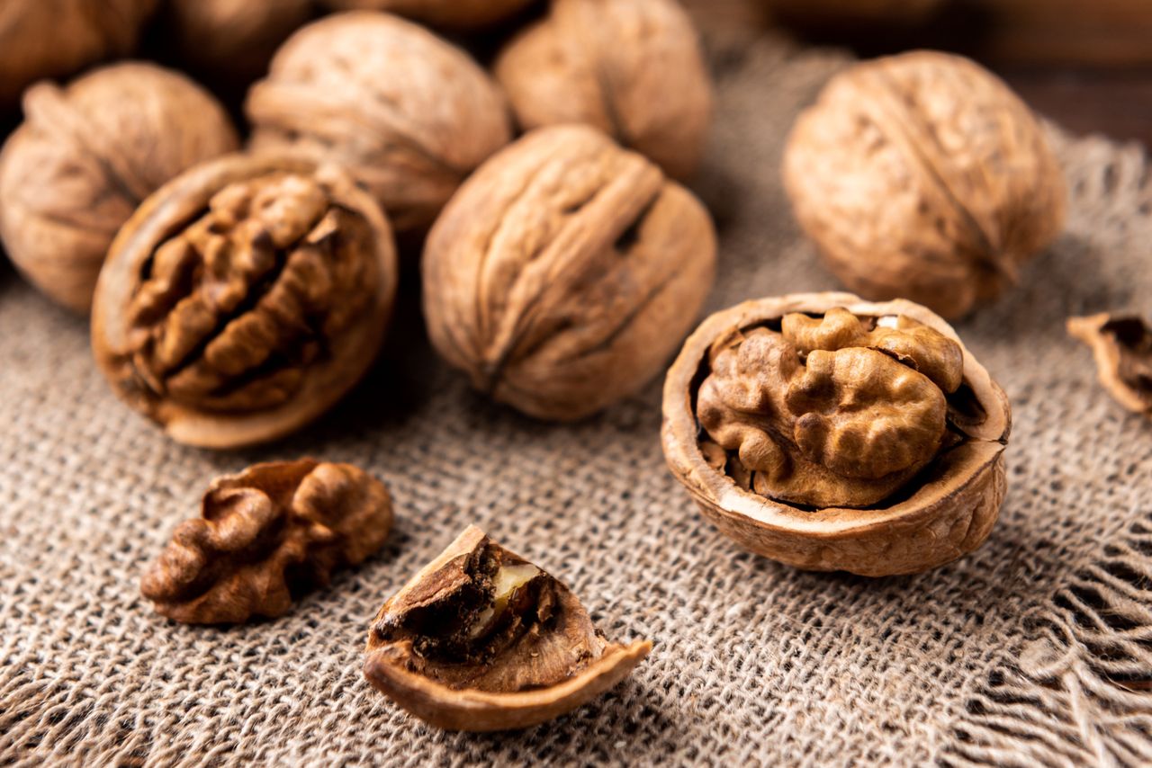 Walnuts have many health benefits.