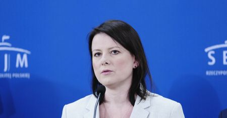 Godek prosi o pomoc. Przegrała proces z aktywistami LGBT