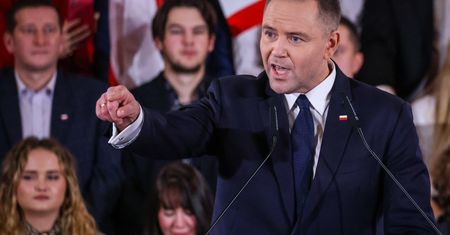 Exit poll: Nawrocki za Trzaskowskim. Kandydat zabrał głos