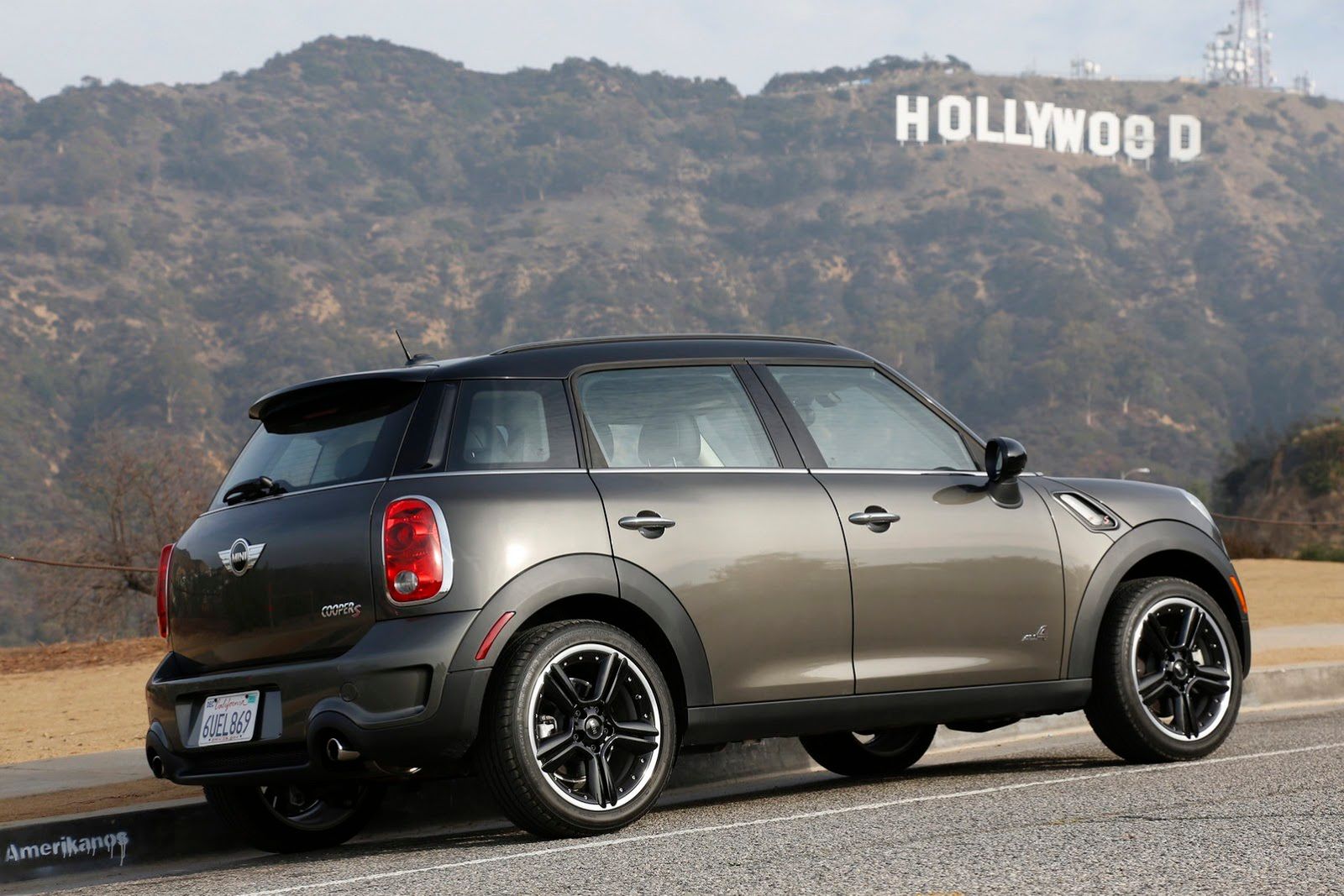 Galeria Mini jako celebracja sprzedaży półmilionowego egzemplarza w USA 7