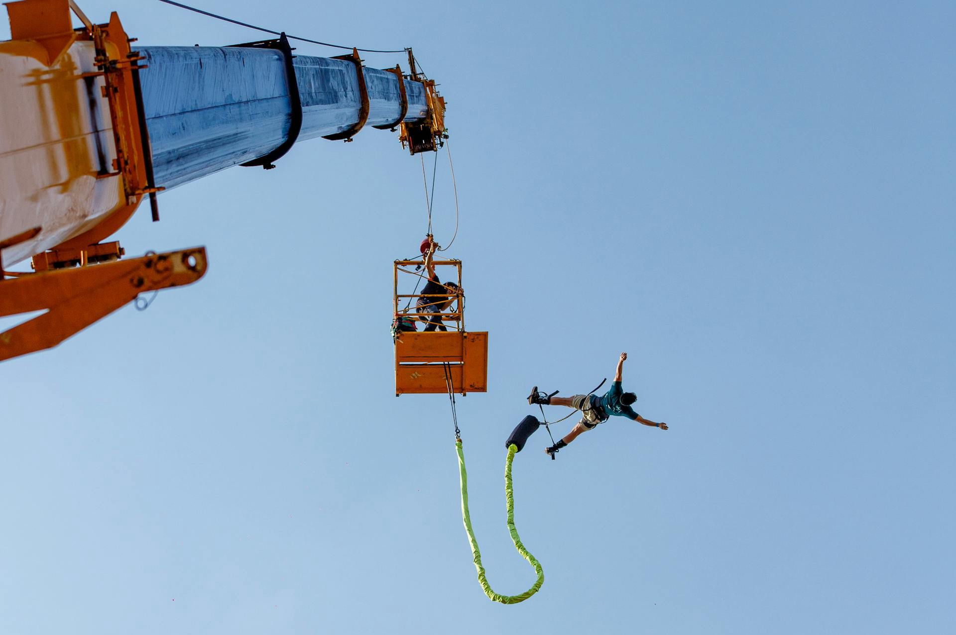 Lina zerwała się podczas skoku na bungee