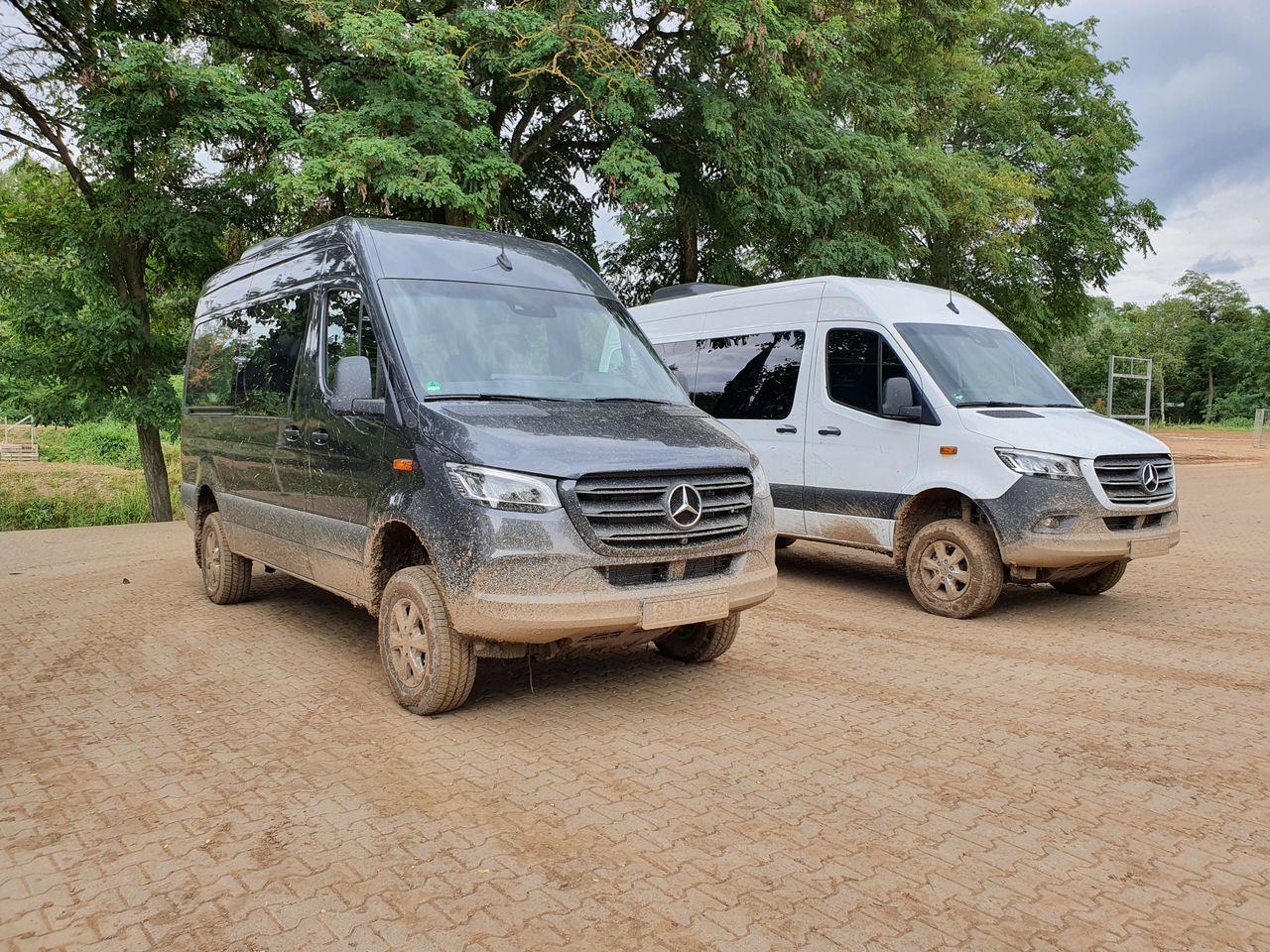 Mercedes Sprinter z nowym układem 4x4. Podobny jest w "osobówkach"