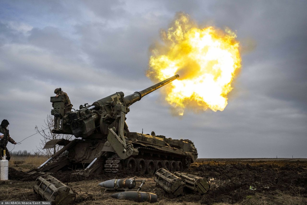 Ukrainian forces bolster defenses with revived 2S7 Peony artillery