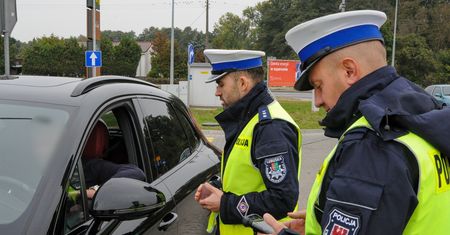 Założysz okulary do auta, możesz dostać mandat