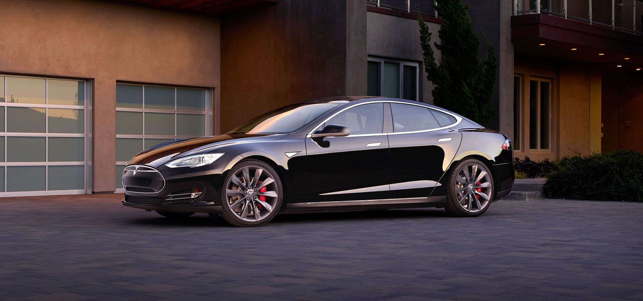 Tesla Model S P85D Ludicrus Speed Upgrade - 0-100 km/h: 3,0 s (0-60 mph: 2,8 s)