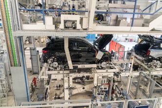 Tąpnięcie w przemyśle. Analitycy nie załamują rąk. Wskazują przyczyny