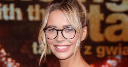Sandra Kubicka przypomina o swoim talencie, POZUJĄC W BIKINI. "Raz na pół roku mogę się pobawić w modeling" (FOTO)