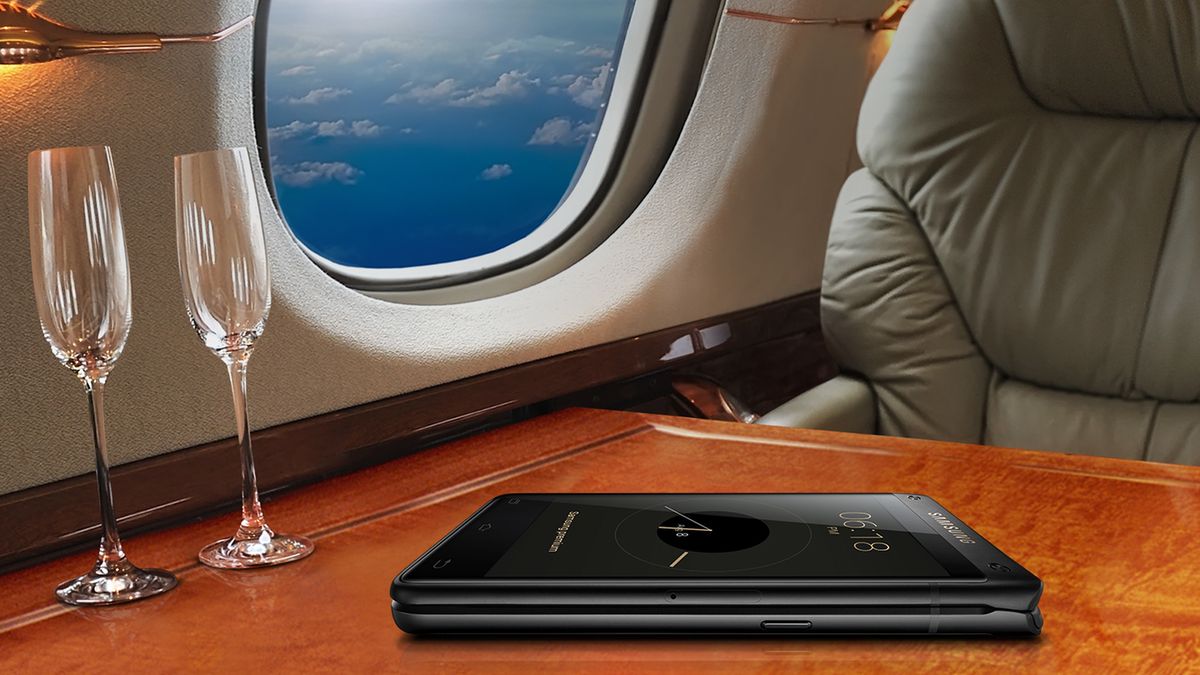 Samsung SM-G9298 oficjalnie. Topowy smartfon z klapką 1