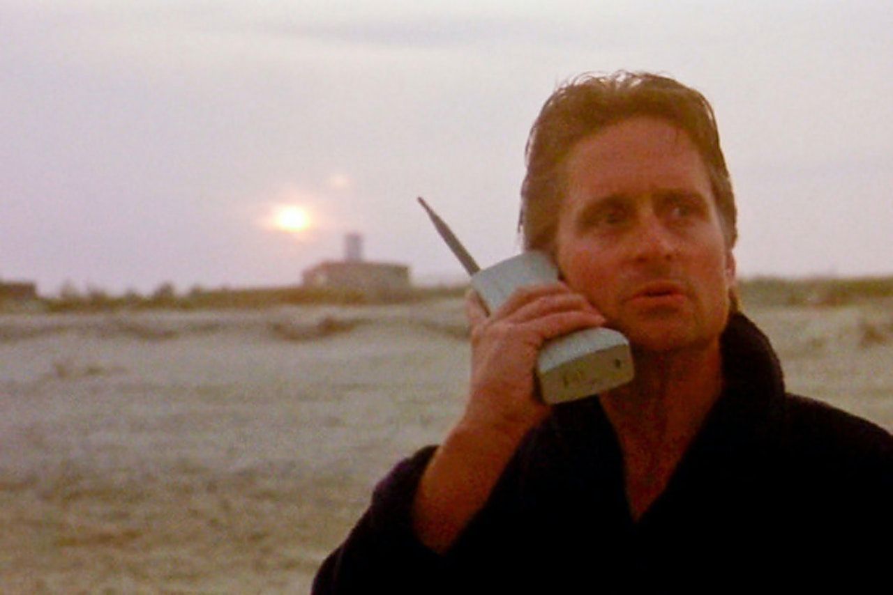 Motorola DynaTAC pojawiła się w filmie "Wall Street" (1987) z Michaelem Douglasem