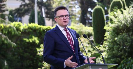 Niepokojące sondaże. Hołownia: sygnał alarmowy