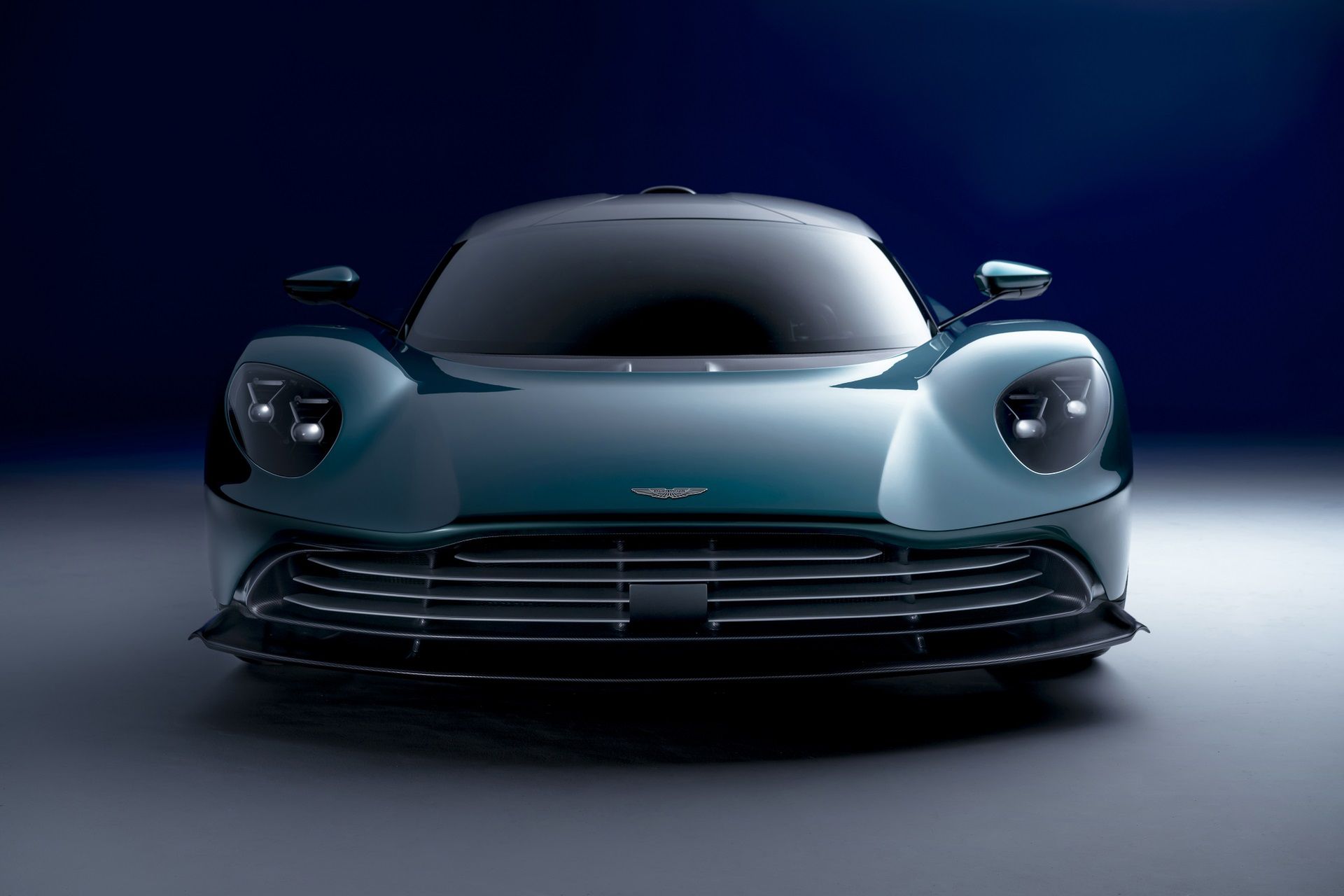 Aston Martin Valhalla (2023)