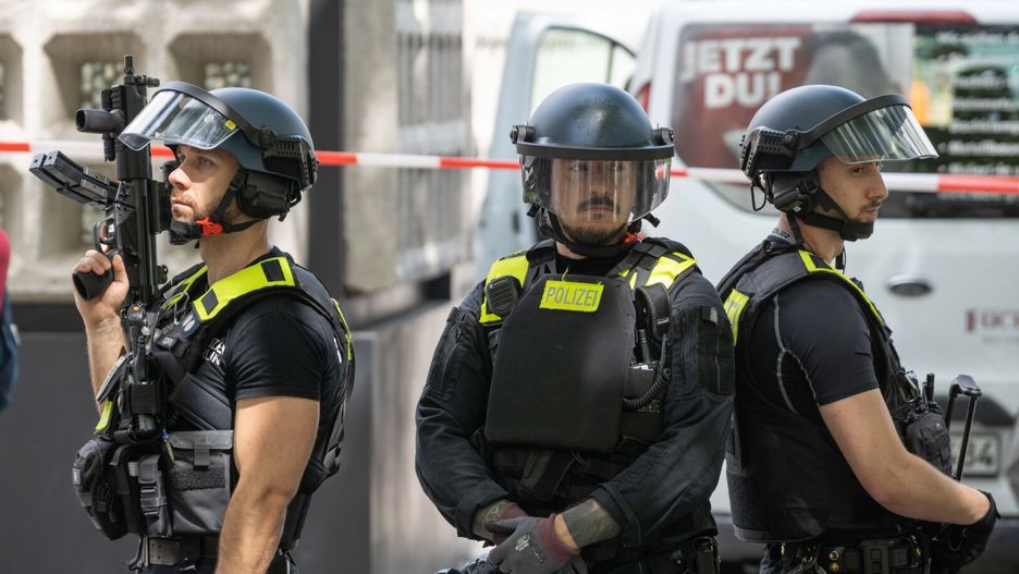 Niemiecka policja przeszukała 24 nieruchomości