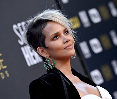 Halle Berry wchodziła na scenę. Upadła prosto na twarz