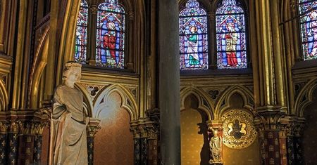 Jak najważniejsze relikwie dla chrześcijan dotarły do Francji?