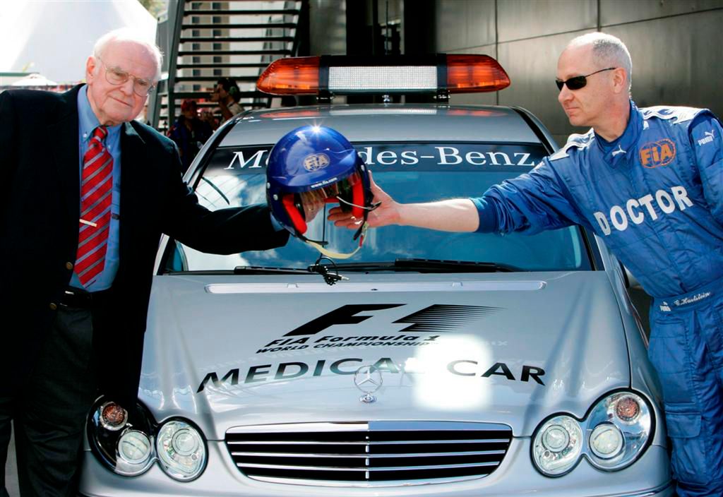 Zmarł Profesor Sid Watkins - anioł Formuły 1