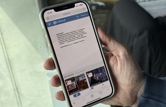 Bezprecedensowe przeprosiny Wykopu na samej górze strony głównej. Wraca sprawa fotografki