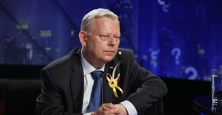 Wpadka Suskiego. Poległ na pytaniu z referendum PiS