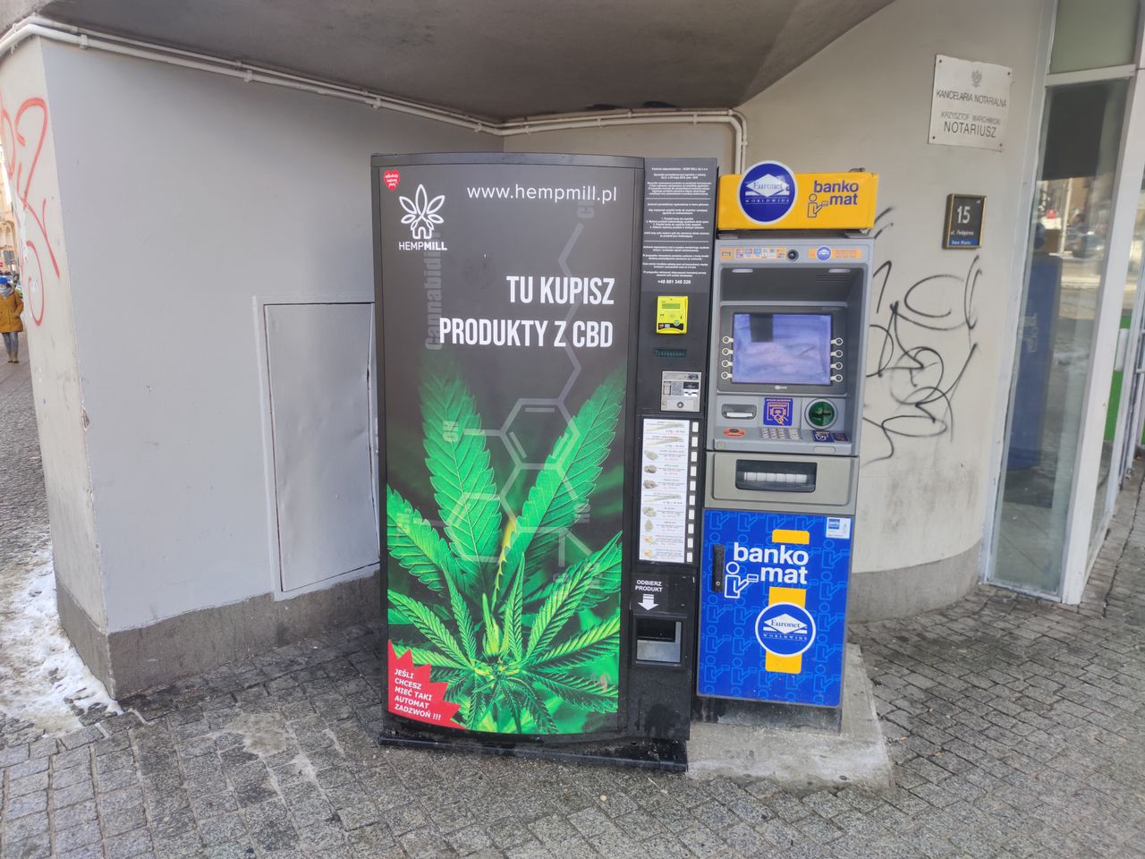 "Konopne maszyny" na ulicach Szczecina. Politycy PiS zaniepokojeni