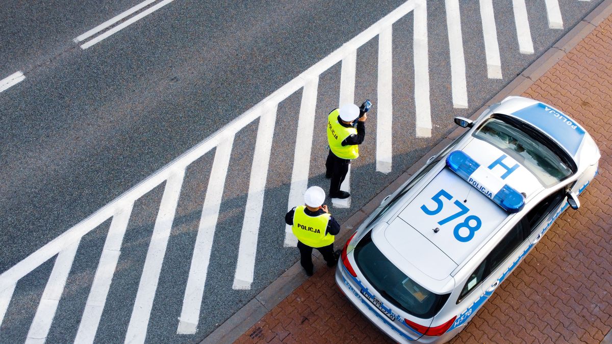 Jechał do dziewczyny. Zatrzymała go policja