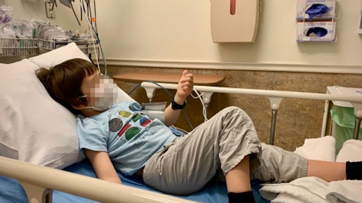 Dlaczego niektórzy nastolatkowie ciężko przechodzą zarażenie koronawirusem? 