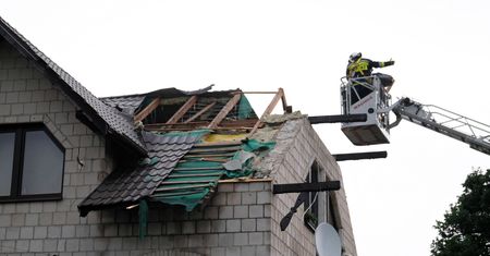 Burze nad Śląskiem. Tysiące odbiorców bez prądu. Liczenie strat