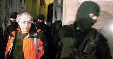Zmuszali do kręcenia filmów porno. Koszmarna sekta rozbita