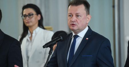PiS mówi Tuskowi "sprawdzam". Składa projekty ustaw ze "100 konkretów" KO