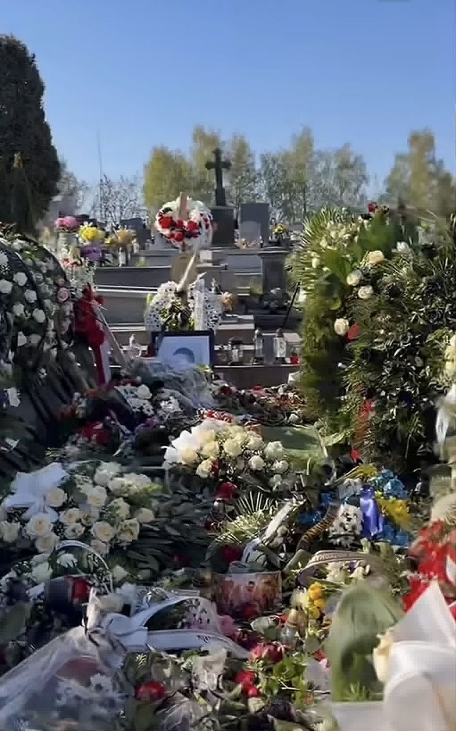 Grób Łukasza Litewki w Sosnowcu odwiedzany przez tłumy