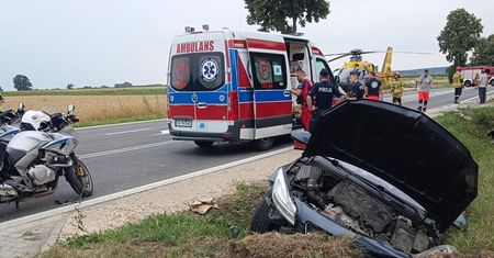 Tragiczny wypadek w Szczeglinie. Autem podróżowało dziecko