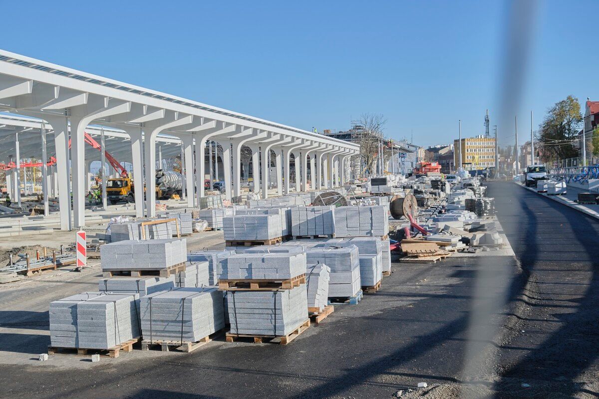 Postęp prac na budowie Dworca Metropolitalnego - listopad 2022