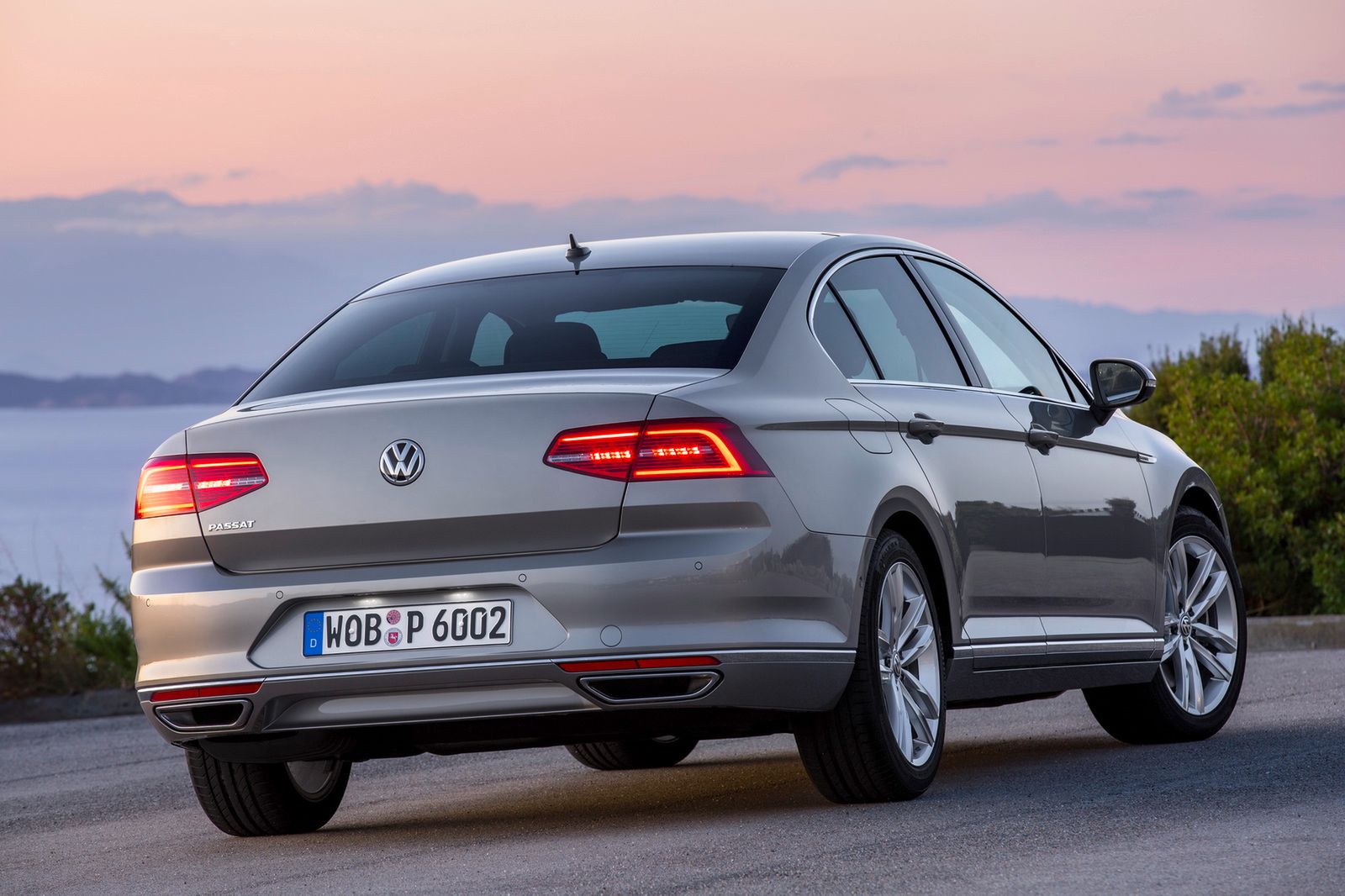 Nowy Volkswagen Passat przedstawiony w obszernej galerii zdjęć i ilustracji 6