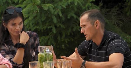 "Rolnik szuka żony". Widzowie usłyszeli całą rozmowę Waldka z tajemniczą dziewczyną. Nie było miło