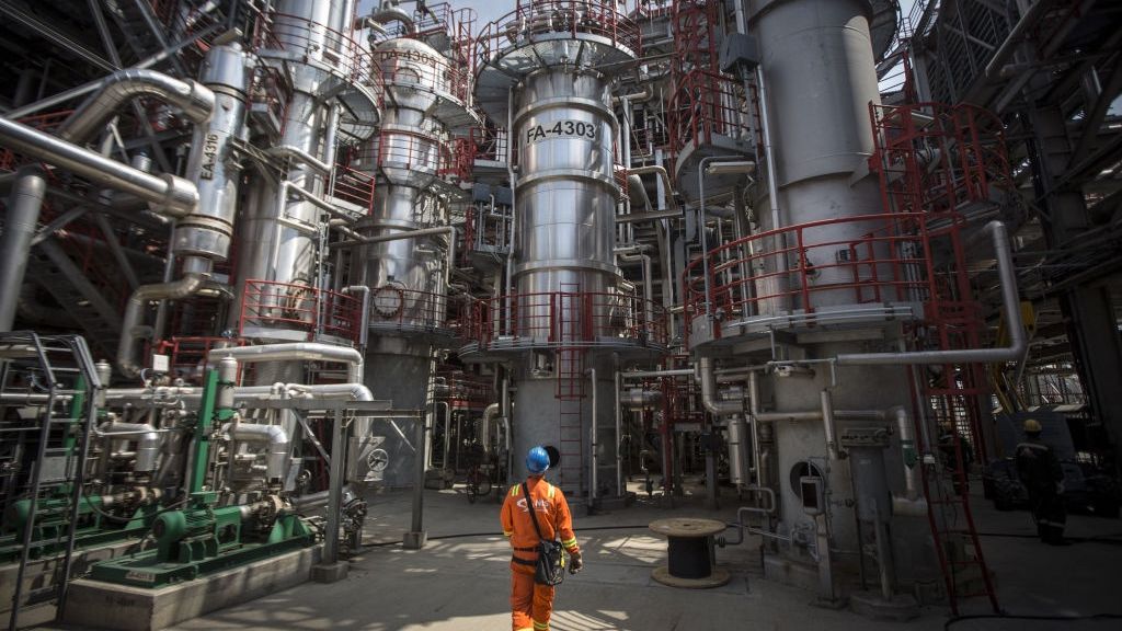 Russian Oil's Gazprom Neft PJSC Refinery Operations In Serbia
A worker walks through the refining complex at the Naftna Industrija Srbija AD (NIS) oil refinery, operated by OAO Gazprom Neft PJSC, in Pancevo, Serbia, on Monday, June 11, 2018. Planned investment through 2025 is the biggest ongoing project in Serbia and will comprise NIS upgrades of its Pancevo refinery, electricity generation, oil and gas exploration, Politika newspaper reported last year, citing Chief Executive Officer Alexander Dyukov. Photographer: Oliver Bunic/Bloomberg via Getty Images
Bloomberg
EU, Europe, EMEA, E.U., Fossil Fuels, Business Finance and Industry, Serbia