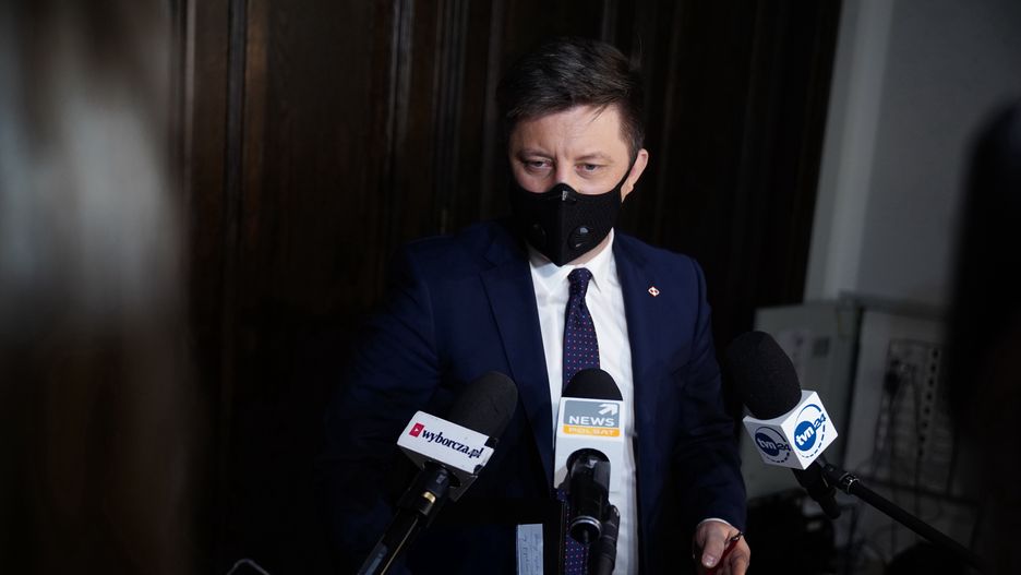 Szczepionka na COVID. Konferencja szefa KPRM ws. rejestracji na szczepienia