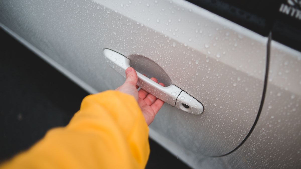 Senior twierdzi, że chciał tylko podwieźć chłopca