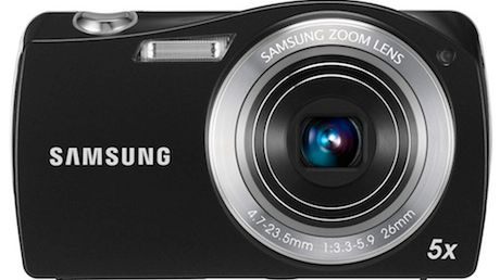 Atak klonów? Samsung bombarduje kompaktami 1