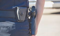 Krotoszyn. 30-latek zmarł podczas interwencji policji. Rodzina twierdzi, że został uduszony