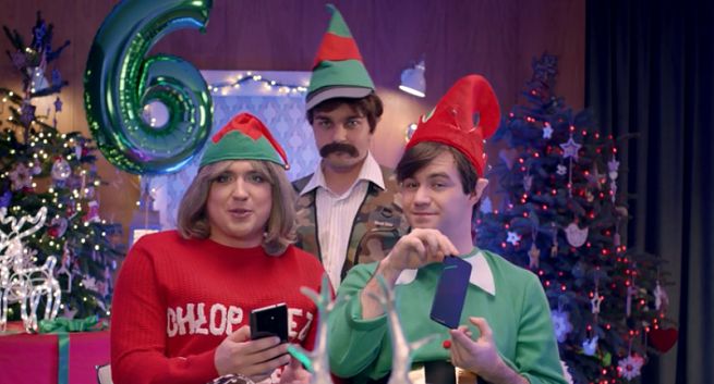 Abstrachuje pomocnikami Szymona Majewskiego w reklamach Plusa (wideo)